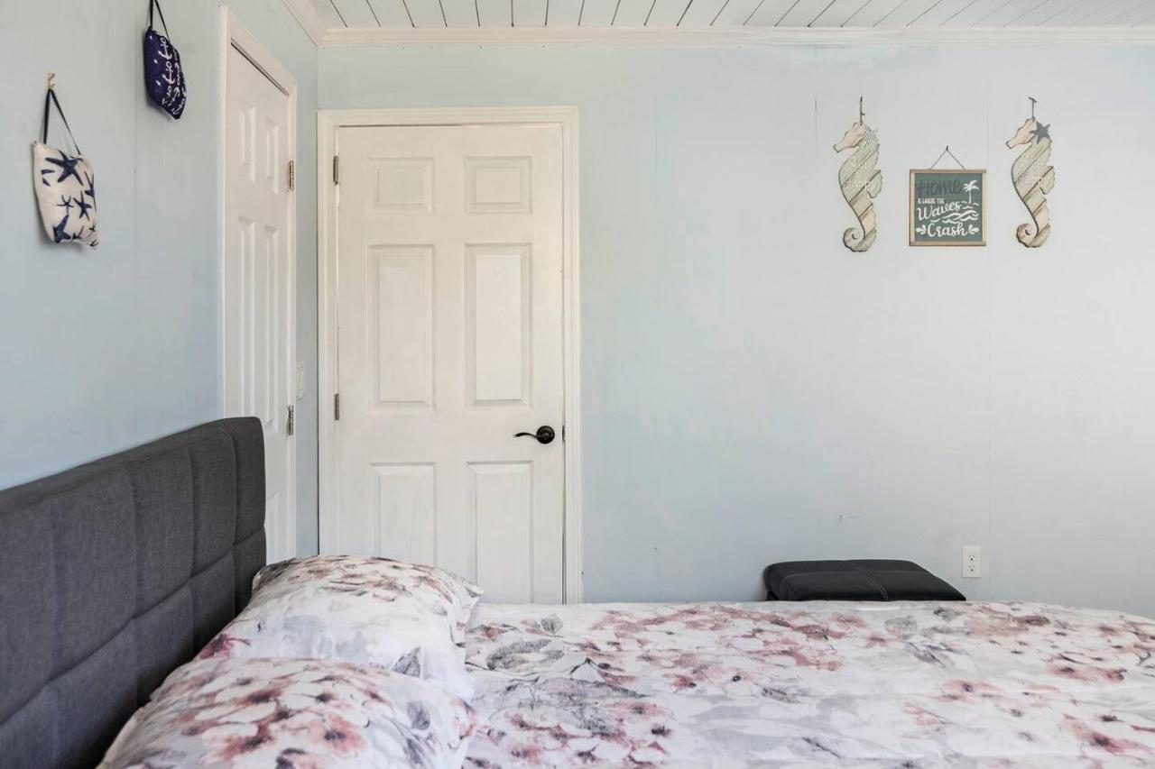 Peaceful Lydia Hide-o-way - Unwind Near Beach, Breakfast, & Go-karts! Hébergement de vacances *